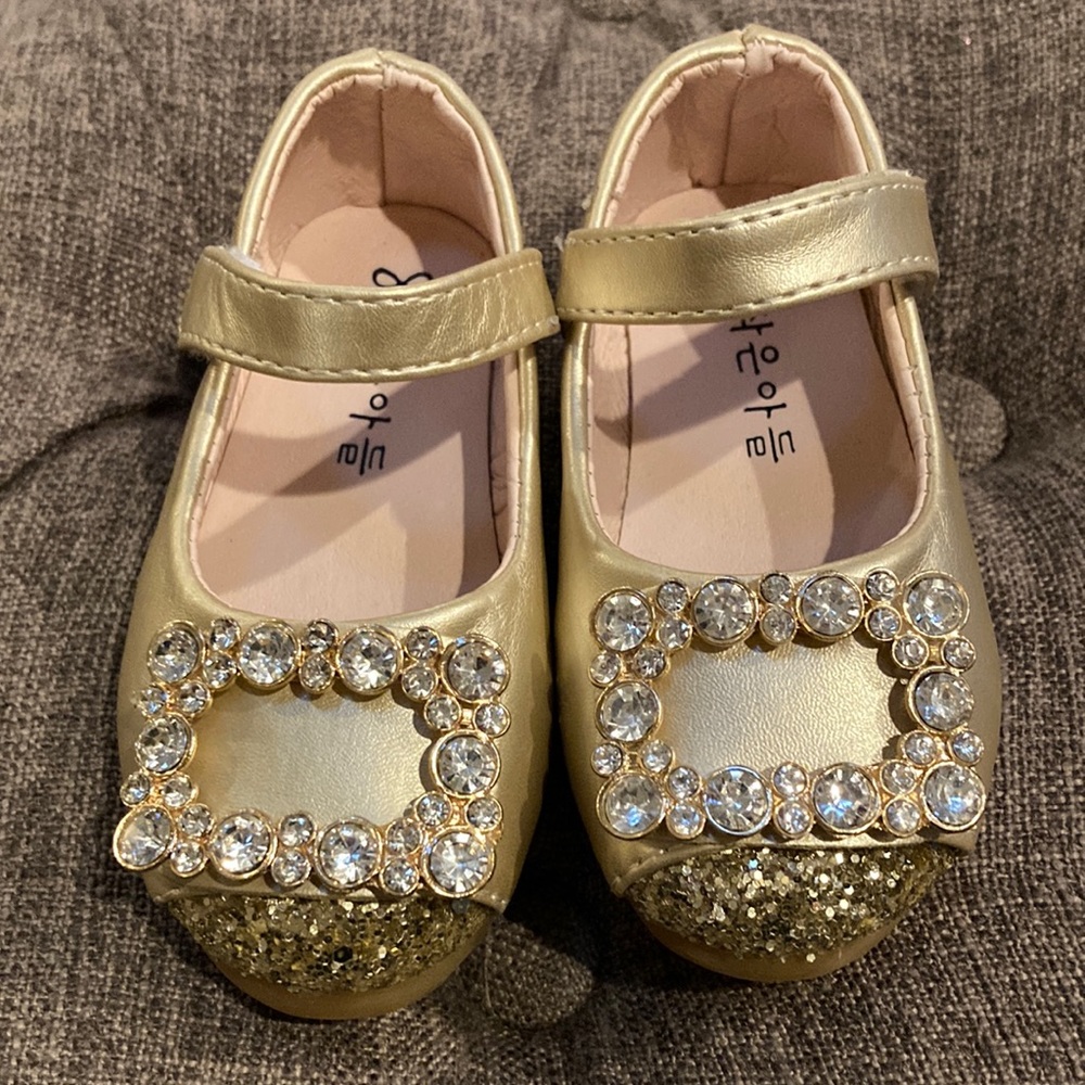 Wisremt Kids Shoes gold rhinestones